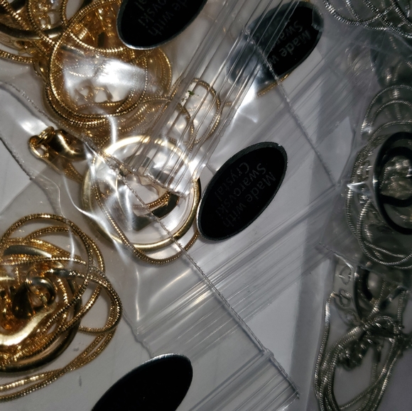 Swarovski Spinning Heart Necklace - Picture 9 of 10